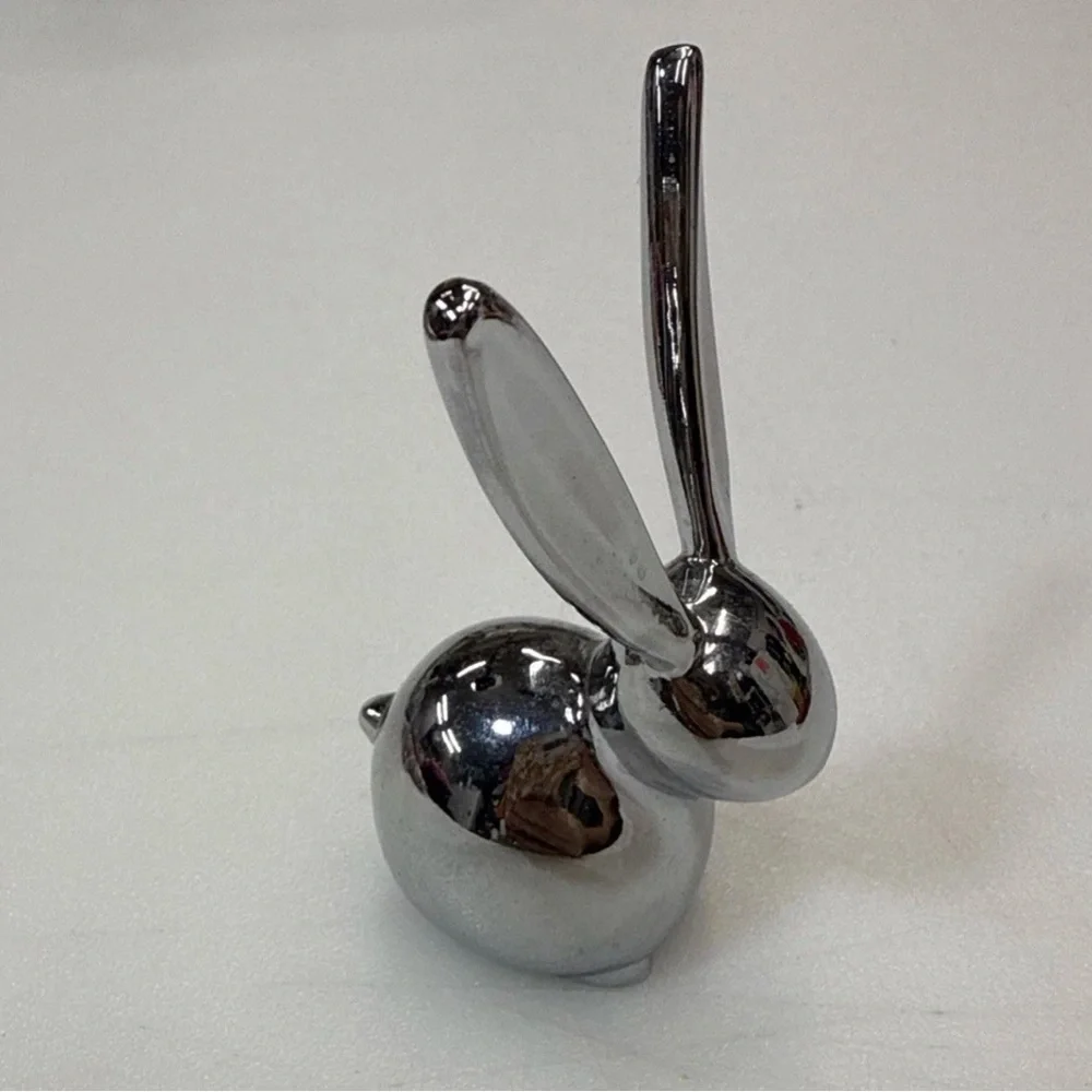 Umbra Bunny Rabbit Figurine 3